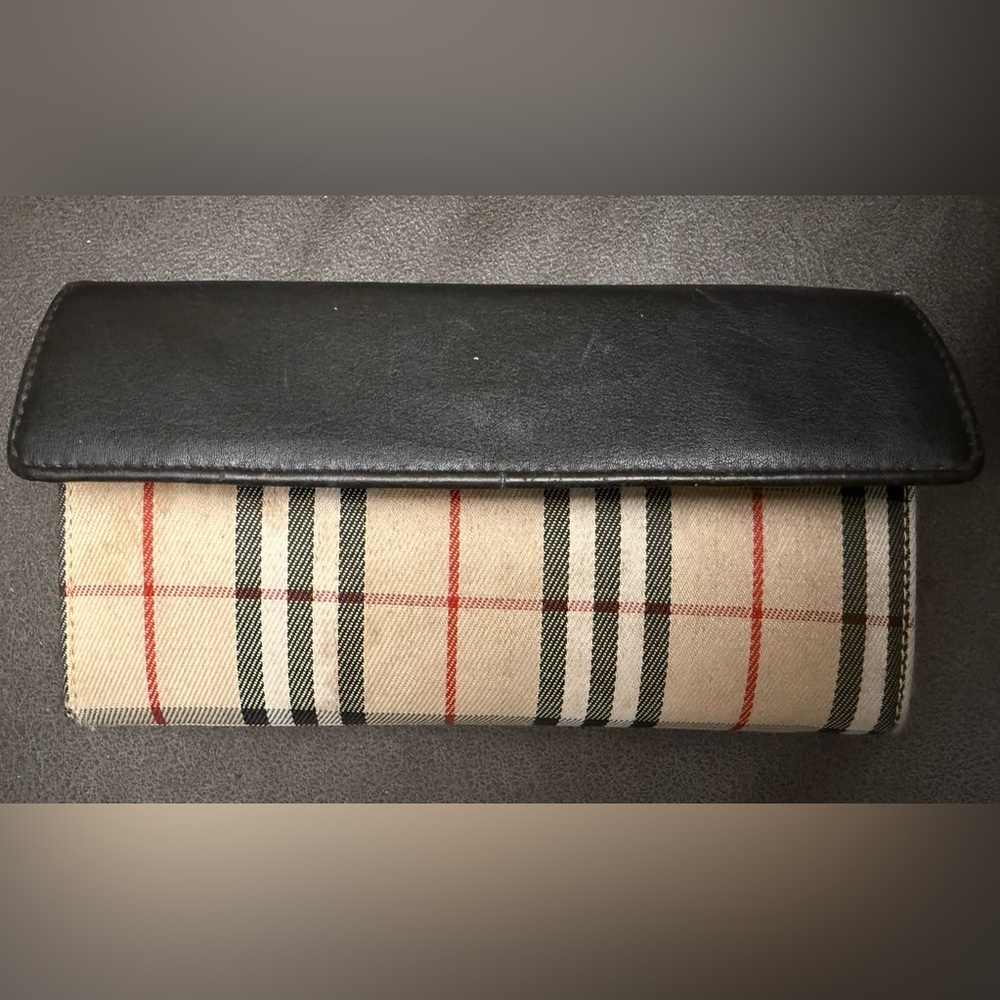 Elegant Black and Beige Plaid Women's Wallet